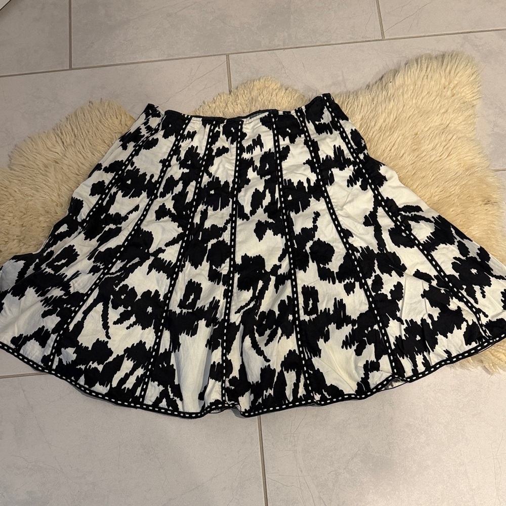 CAbi Black & White Abstract Floral Skater Skirt